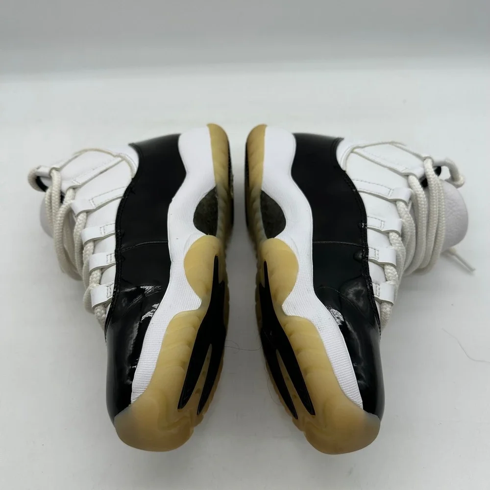 Nike CT8012-170 Mens Size 7.5 Air Jordan 11 Retro Gratitude DMP Gold Sneakers